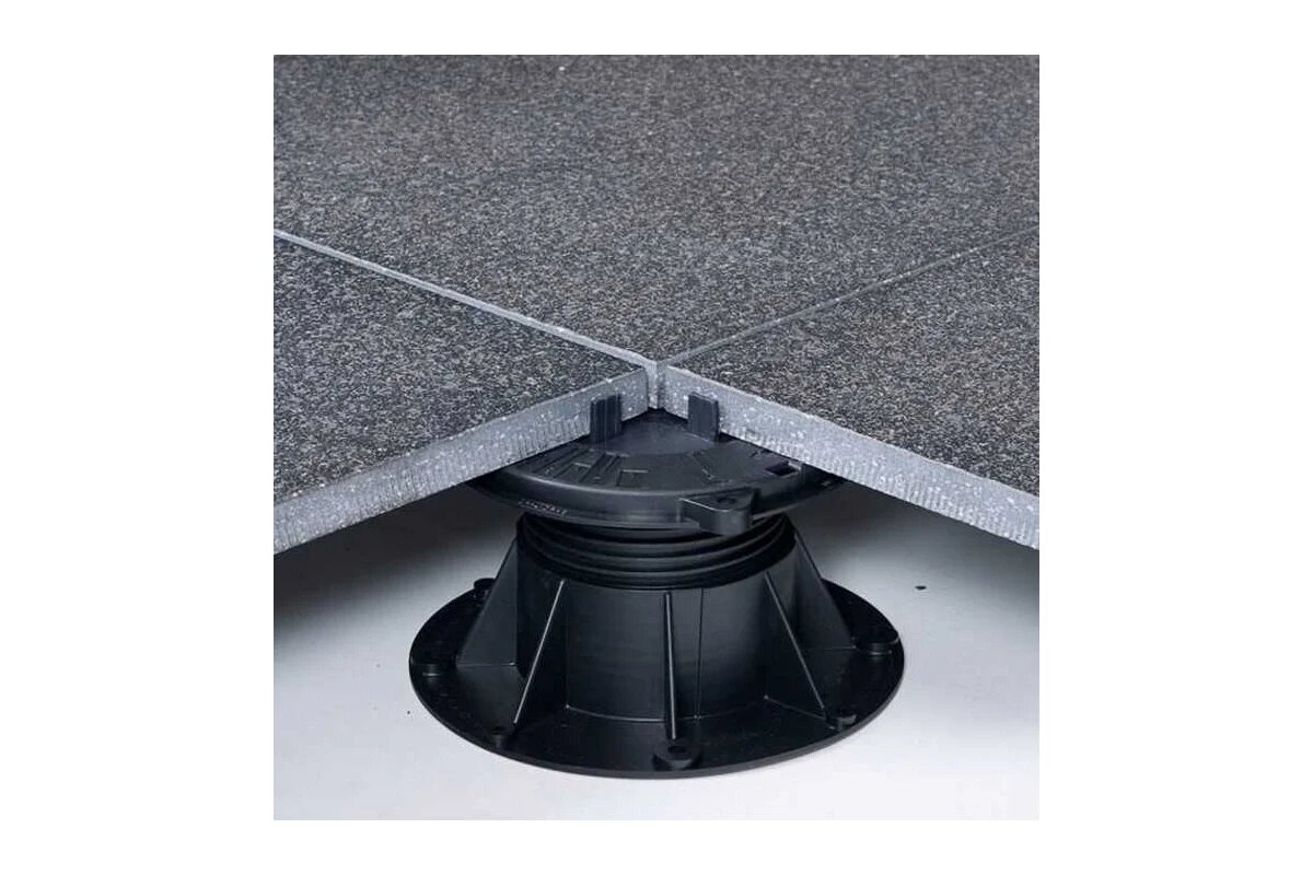 Укладка керамогранита на кровле офиса - ЦО.